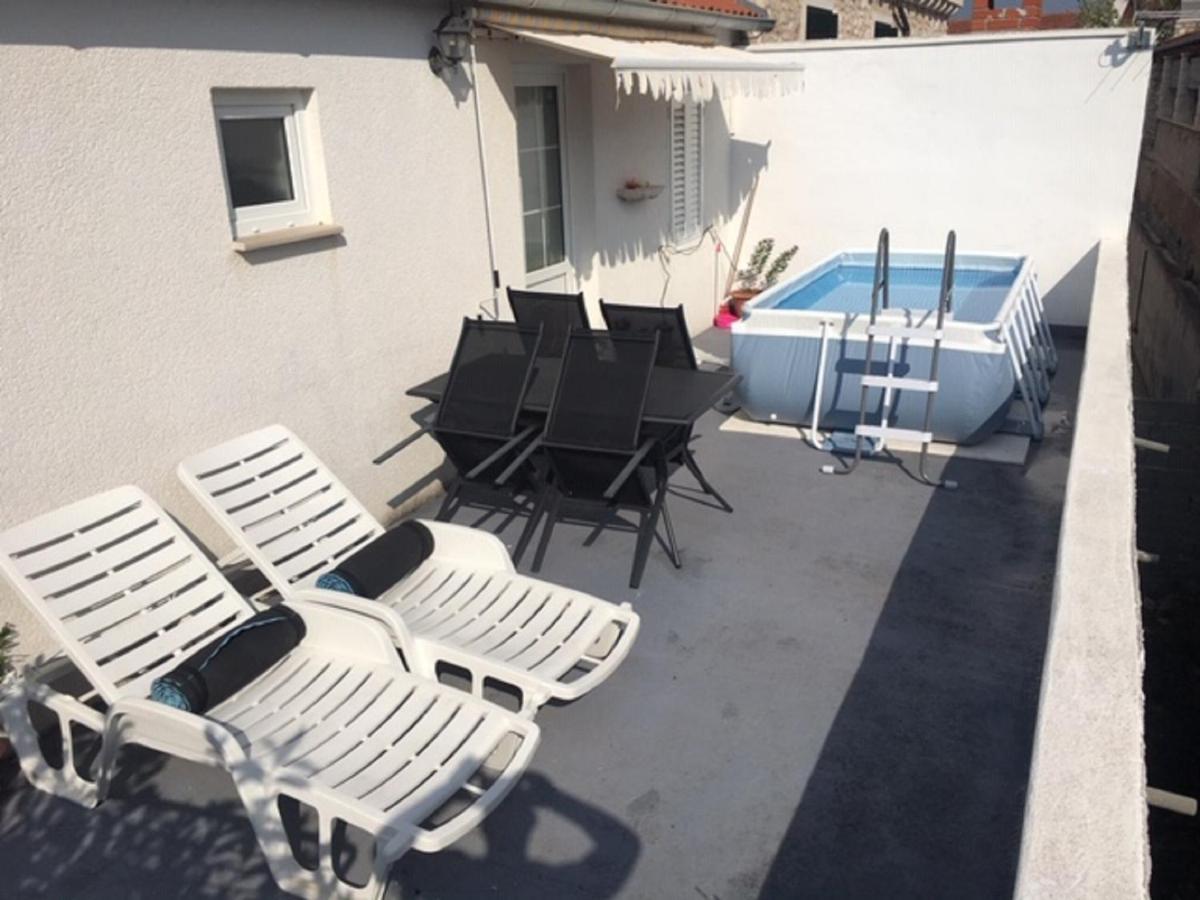 Apartment Glavica Supetar Exterior photo